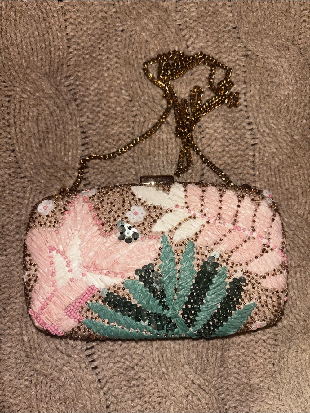 Antik Kraft Pink Beaded Embroidered Clutch Gold Chain Strap Evening Bag